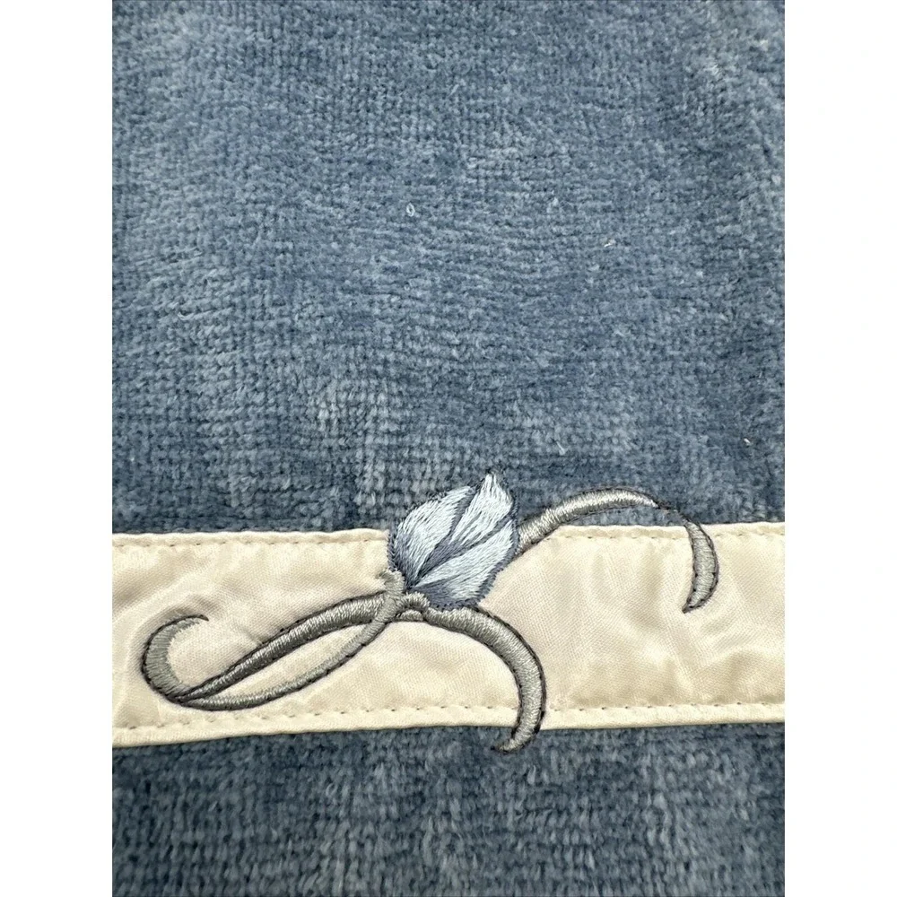 Saturday Knight Ltd‎ Tulip Blue Hand Towels Made in US Grannycore Cottagecore